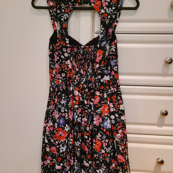 Vintage Floral Dress - Picture 3 of 8